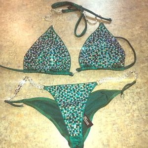 Bikini competition suit